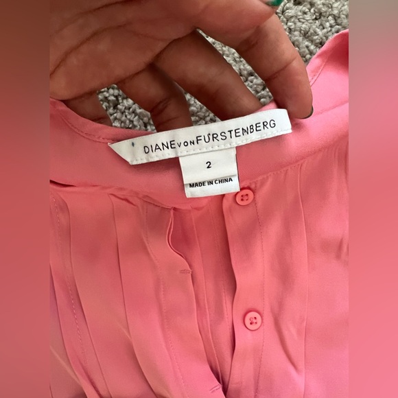 Diane von Furstenberg 'Sliced' Soft Pink Dress 2 - Picture 7 of 16